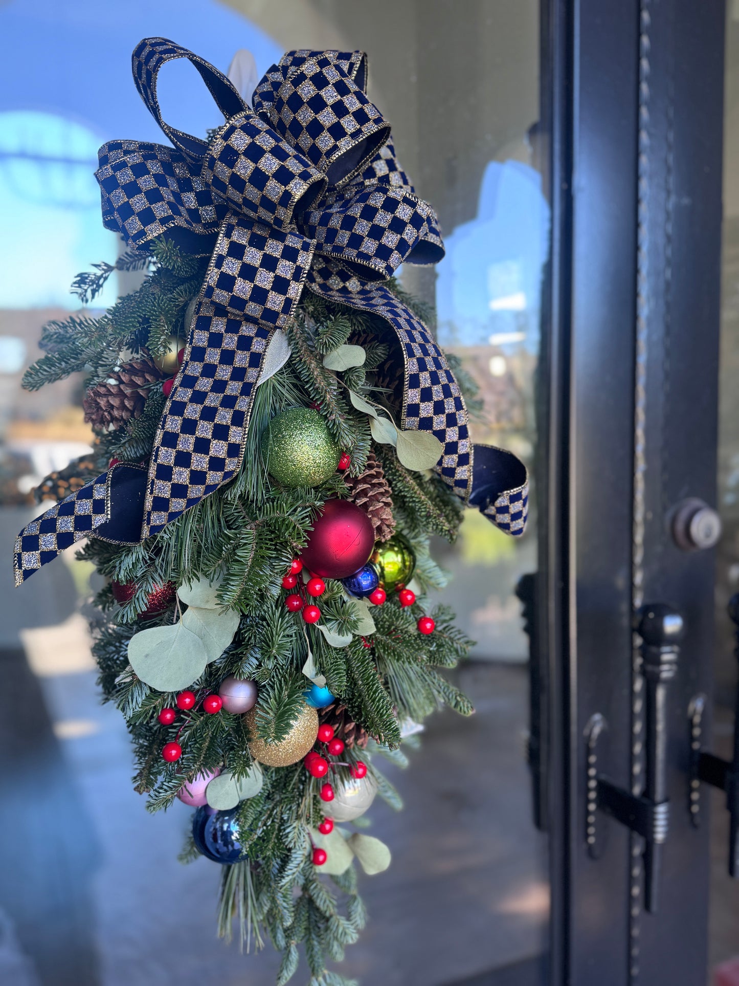 Season's Swag: Fresh Greenery Workshop (Dec 3rd, 6:30PM)